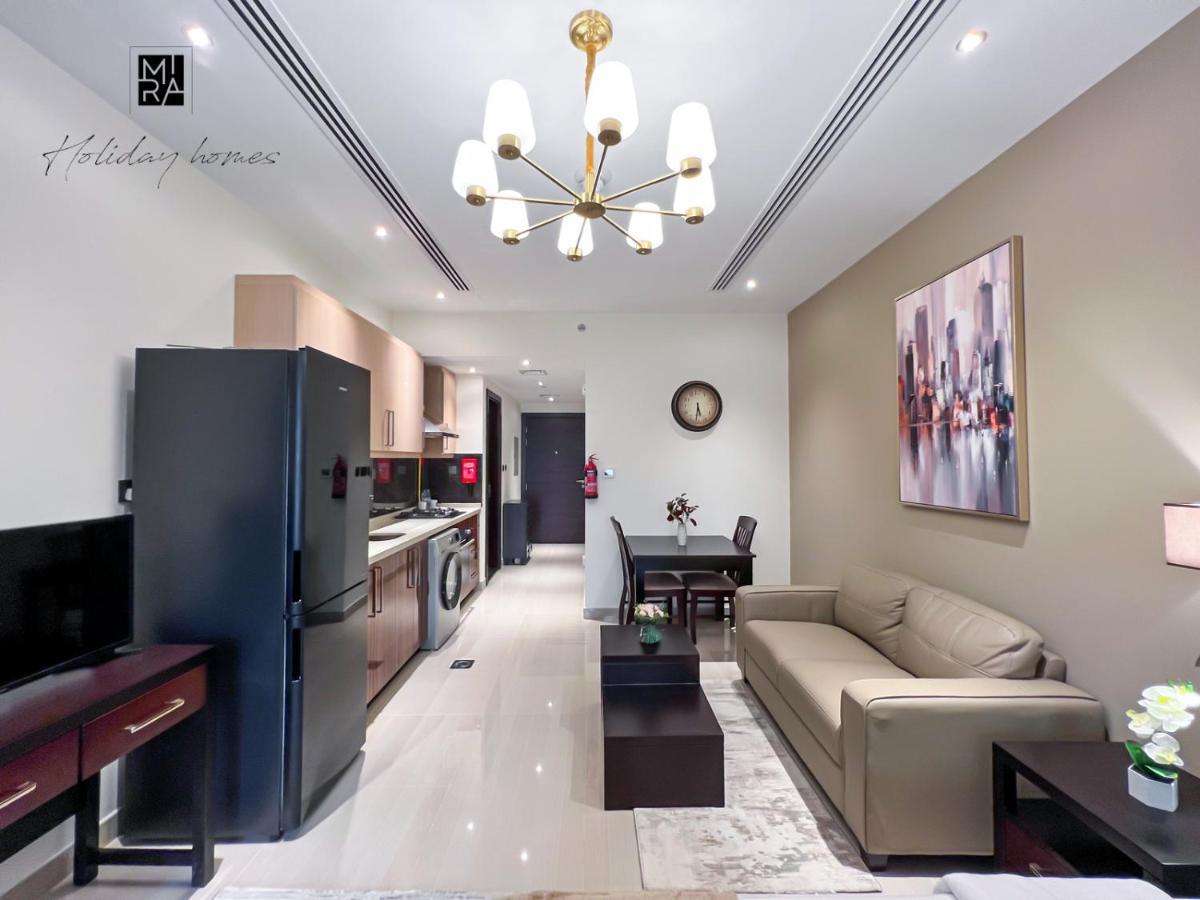 Mira Holiday Homes - Newly Furnished Studio In Downtown Dubái Exterior foto